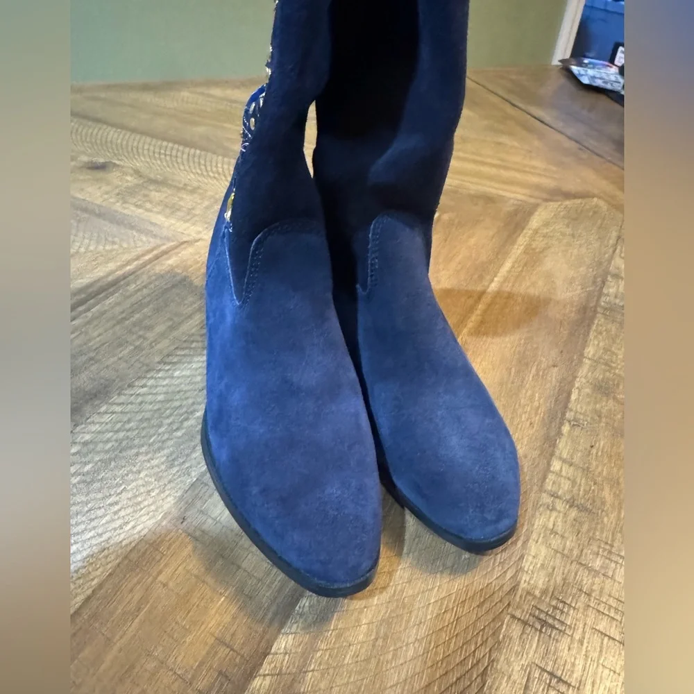 Aj Valenci Beautiful Embellished Suede Boots - Picture 8 of 11